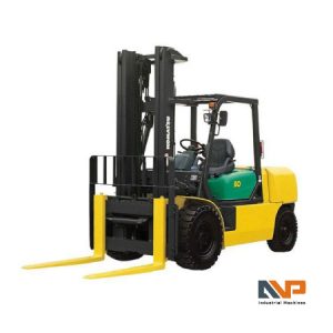 Xe nâng chạy dầu Komasu 3 tấn