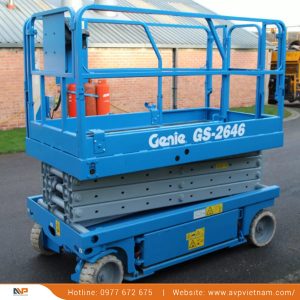 Xe nâng người làm việc trên cao 10 mết