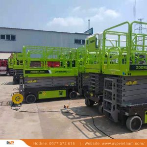 Xe nâng người làm việc trên cao 10 mết