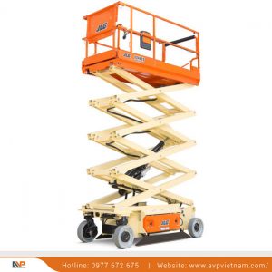 Xe nâng người làm việc trên cao 10 mết