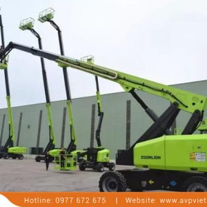 Xe nâng người làm việc trên cao 30 mét