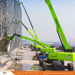 Xe nâng người làm việc ở trên cao 34 mét